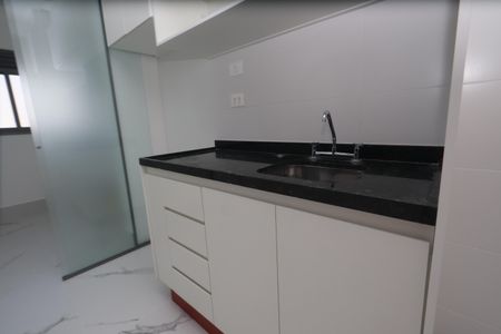 Cozinha de apartamento para alugar com 2 quartos, 72m² em Vila Ema, São Paulo