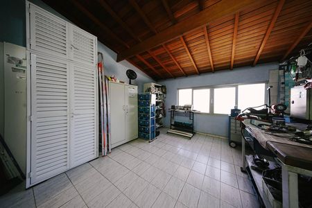 Casa à venda com 200m², 4 quartos e 1 vaga Casa à venda com 200m², 4 quartos e 1 vagaSala