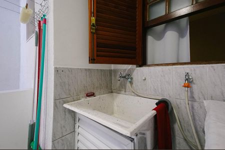 Casa à venda com 200m², 4 quartos e 1 vaga Casa à venda com 200m², 4 quartos e 1 vagaÁrea de Serviço