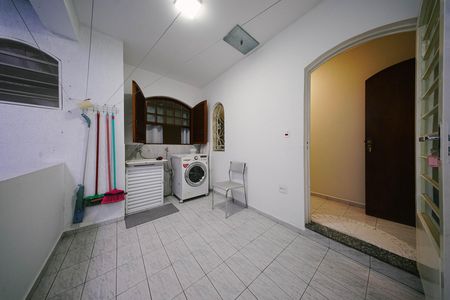 Casa à venda com 200m², 4 quartos e 1 vaga Casa à venda com 200m², 4 quartos e 1 vagaÁrea de Serviço