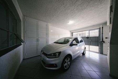 Casa à venda com 200m², 4 quartos e 1 vaga Casa à venda com 200m², 4 quartos e 1 vagaGaragem