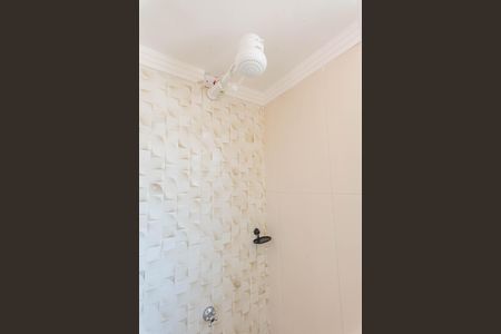 Apartamento para alugar com 50m², 2 quartos e 1 vaga Apartamento para alugar com 50m², 2 quartos e 1 vagaBanheiro social