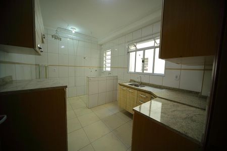 Apartamento para alugar com 86m², 2 quartos e 2 vagasCozinha 