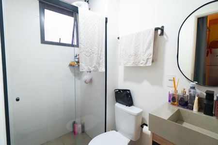 Banheiro de kitnet/studio para alugar com 1 quarto, 28m² em Parque Jabaquara, São Paulo