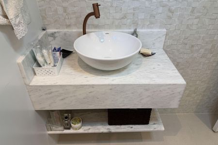 Apartamento para alugar com 150m², 3 quartos e 2 vagas Apartamento para alugar com 150m², 3 quartos e 2 vagasBanheiro da Suíte 2