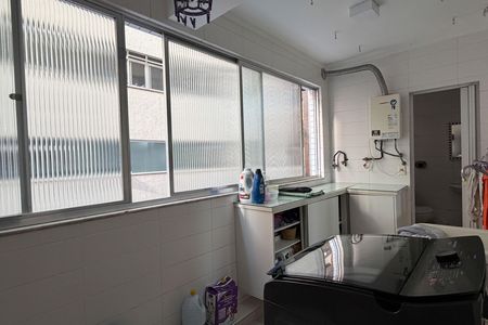 Apartamento para alugar com 150m², 3 quartos e 2 vagas Apartamento para alugar com 150m², 3 quartos e 2 vagasÁrea de Serviço