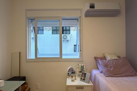 Apartamento para alugar com 150m², 3 quartos e 2 vagas Apartamento para alugar com 150m², 3 quartos e 2 vagasQuarto