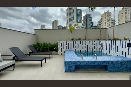 Studio para alugar com 28m², 1 quarto e sem vaga Studio para alugar com 28m², 1 quarto e sem vagaHidromassagem