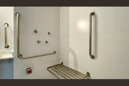 Studio para alugar com 28m², 1 quarto e sem vaga Studio para alugar com 28m², 1 quarto e sem vagaBanheiro