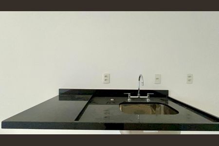 Cozinha de kitnet/studio para alugar com 1 quarto, 28m² em Perdizes, São Paulo