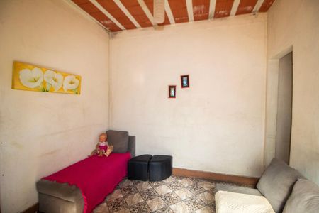 Casa à venda com 345m², 4 quartos e 7 vagas Casa à venda com 345m², 4 quartos e 7 vagasSala