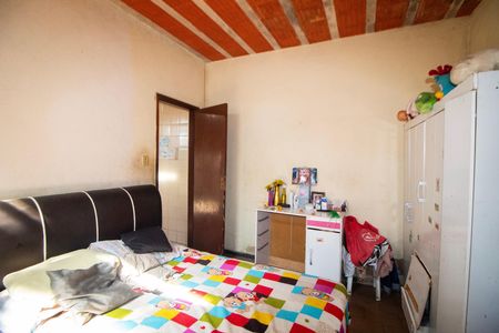Casa à venda com 345m², 4 quartos e 7 vagas Casa à venda com 345m², 4 quartos e 7 vagasQuarto 04