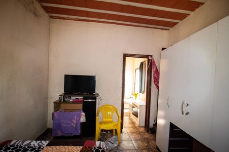 Casa à venda com 345m², 4 quartos e 7 vagas Casa à venda com 345m², 4 quartos e 7 vagasQuarto 01