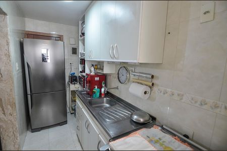 Cozinha de apartamento à venda com 2 quartos, 52m² em Grajaú, Rio de Janeiro