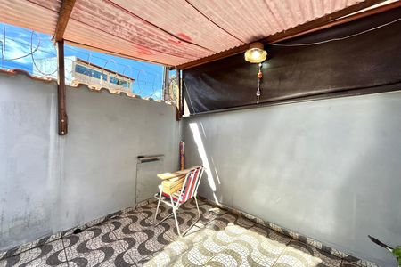 Casa à venda com 250m², 5 quartos e 2 vagas Casa à venda com 250m², 5 quartos e 2 vagasÁrea externa Casa 1