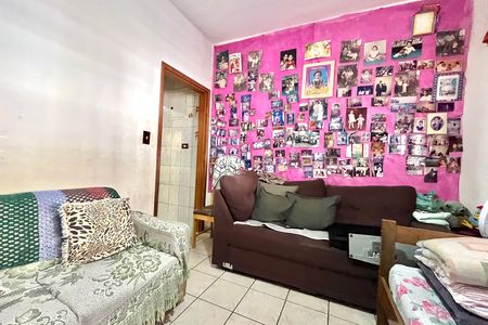 Casa à venda com 250m², 5 quartos e 2 vagas Casa à venda com 250m², 5 quartos e 2 vagasSala Casa 2