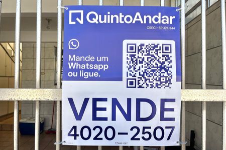 Casa à venda com 250m², 5 quartos e 2 vagas Casa à venda com 250m², 5 quartos e 2 vagasPlaquinha instalada