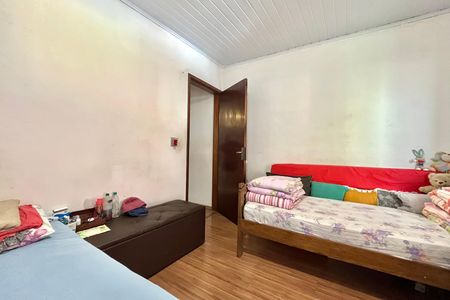 Casa à venda com 250m², 5 quartos e 2 vagas Casa à venda com 250m², 5 quartos e 2 vagasQuarto 1 Casa 2