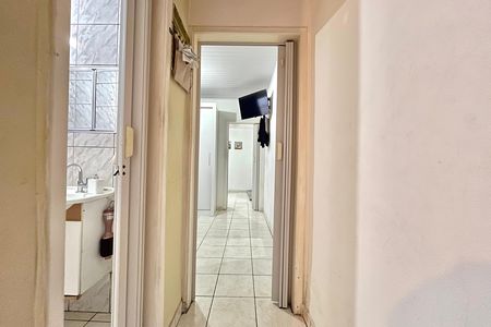 Corredor Casa 1 de casa à venda com 5 quartos, 250m² em Cidade Ademar, São Paulo