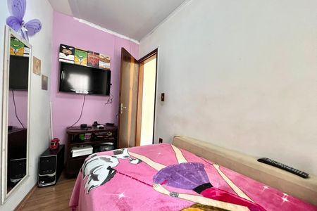 Casa à venda com 250m², 5 quartos e 2 vagas Casa à venda com 250m², 5 quartos e 2 vagasQuarto 3 Casa 2