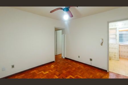 Apartamento à venda com 32m², 1 quarto e sem vaga Apartamento à venda com 32m², 1 quarto e sem vagaSala