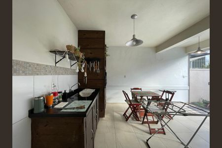 Casa para alugar com 240m², 3 quartos e 1 vaga