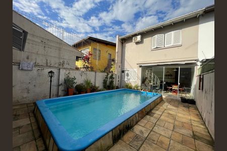 Casa para alugar com 240m², 3 quartos e 1 vaga