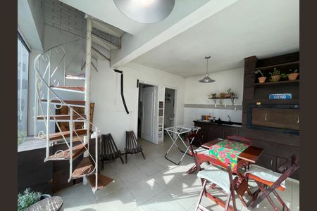 Casa para alugar com 240m², 3 quartos e 1 vaga
