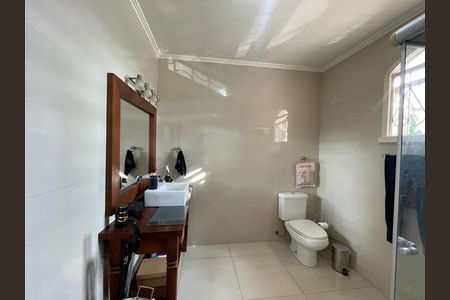Casa para alugar com 240m², 3 quartos e 1 vaga