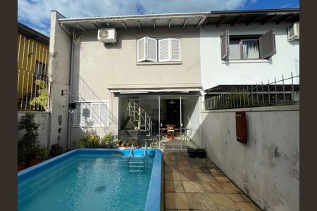 Casa para alugar com 240m², 3 quartos e 1 vaga