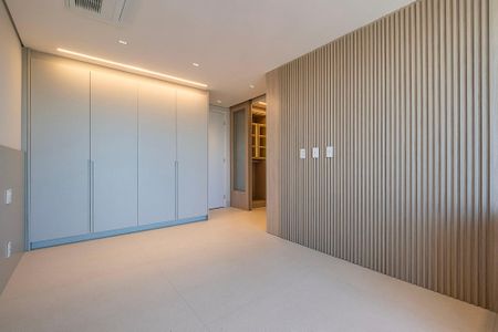 Suíte 1 de apartamento à venda com 2 quartos, 177m² em Pinheiros, São Paulo