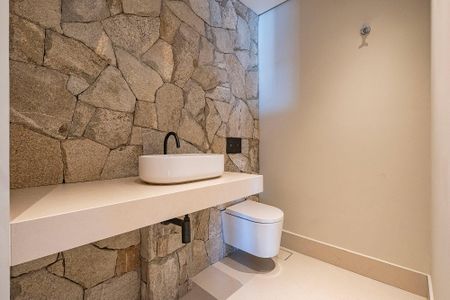 Lavabo de apartamento à venda com 2 quartos, 177m² em Pinheiros, São Paulo