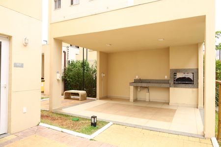 Apartamento para alugar com 32m², 2 quartos e sem vagaÁrea comum - Churrasqueira