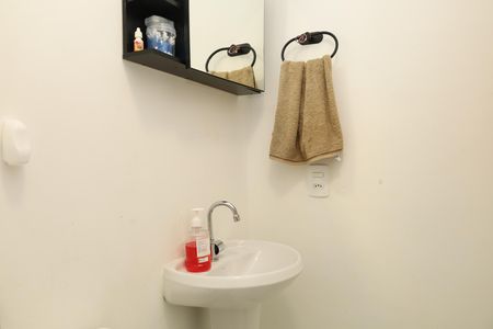 Apartamento para alugar com 32m², 2 quartos e sem vagaBanheiro
