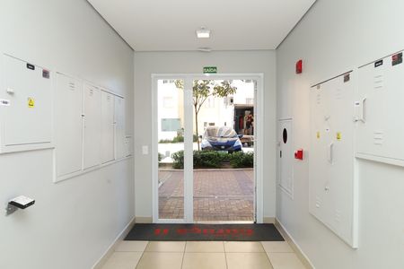 Apartamento para alugar com 32m², 2 quartos e sem vagaÁrea comum - Saguão do prédio