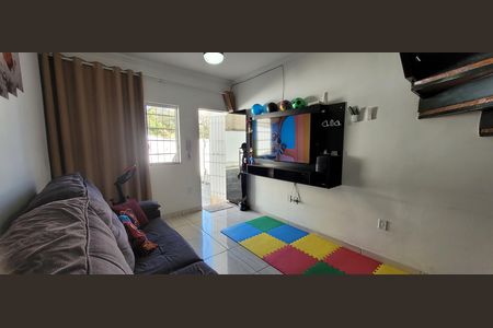 sala  de casa para alugar com 2 quartos, 78m² em Jardim das Alterosas - 2ª Seção, Betim