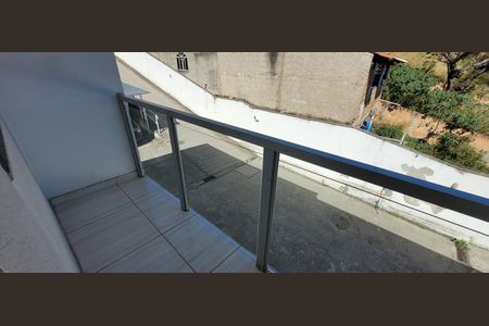 varanda  de casa para alugar com 2 quartos, 78m² em Jardim das Alterosas - 2ª Seção, Betim