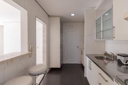 Apartamento à venda com 103m², 2 quartos e 2 vagas Apartamento à venda com 103m², 2 quartos e 2 vagasCozinha