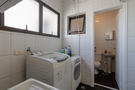 Apartamento à venda com 103m², 2 quartos e 2 vagas Apartamento à venda com 103m², 2 quartos e 2 vagasÁrea de Serviço