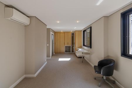 Apartamento à venda com 103m², 2 quartos e 2 vagas Apartamento à venda com 103m², 2 quartos e 2 vagasSuíte 2