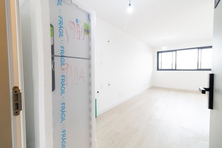 Cozinha de kitnet/studio à venda com 1 quarto, 29m² em Cidade Baixa, Porto Alegre