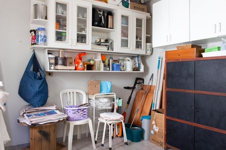 Casa à venda com 176m², 3 quartos e 2 vagas Casa à venda com 176m², 3 quartos e 2 vagasQuarto de Serviço