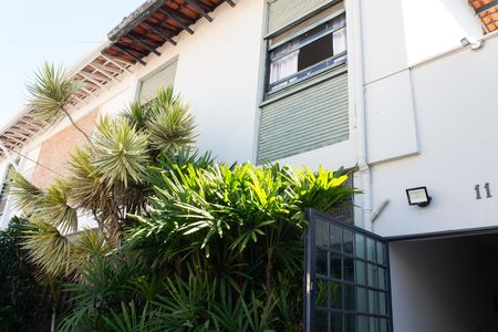 Casa à venda com 176m², 3 quartos e 2 vagas Casa à venda com 176m², 3 quartos e 2 vagasJardim