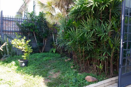 Casa à venda com 176m², 3 quartos e 2 vagas Casa à venda com 176m², 3 quartos e 2 vagasJardim