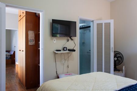 Casa à venda com 176m², 3 quartos e 2 vagas Casa à venda com 176m², 3 quartos e 2 vagasSuíte