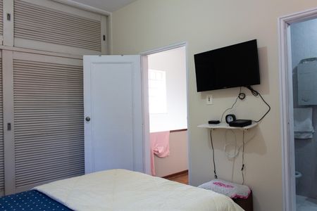 Casa à venda com 176m², 3 quartos e 2 vagas Casa à venda com 176m², 3 quartos e 2 vagasSuíte