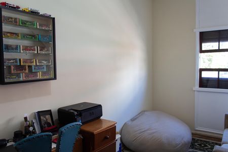 Casa à venda com 176m², 3 quartos e 2 vagas Casa à venda com 176m², 3 quartos e 2 vagasQuarto 3