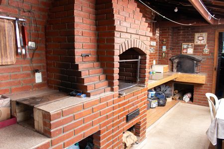 Casa à venda com 176m², 3 quartos e 2 vagas Casa à venda com 176m², 3 quartos e 2 vagasChurrasqueira