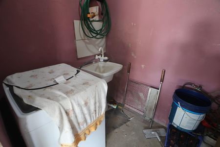 Casa à venda com 150m², 3 quartos e 3 vagasLavanderia 