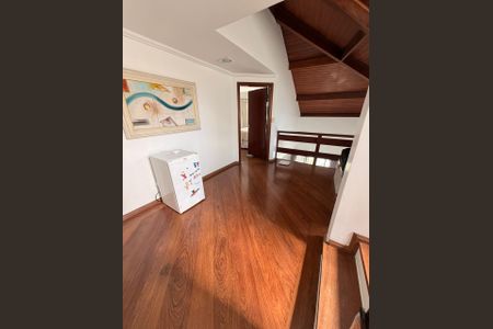 Corredor de casa de condomínio à venda com 4 quartos, 400m² em Tucuruvi, São Paulo